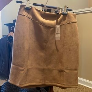 White House Black Market Neubuk Mini Skirt